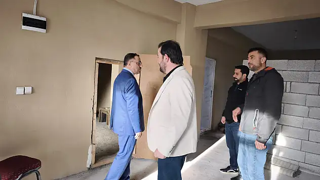 Doğubayazıt'ta taziye evi ve altyapı çalışmaları yerinde incelendi