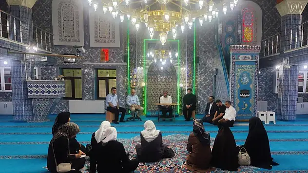 Doğubayazıt'ta umre bilgilendirilmesi yapıldı