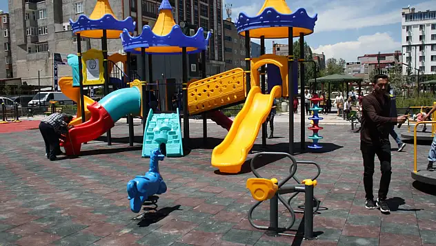 Doğubayazıt'ta yeni park hizmete açıldı