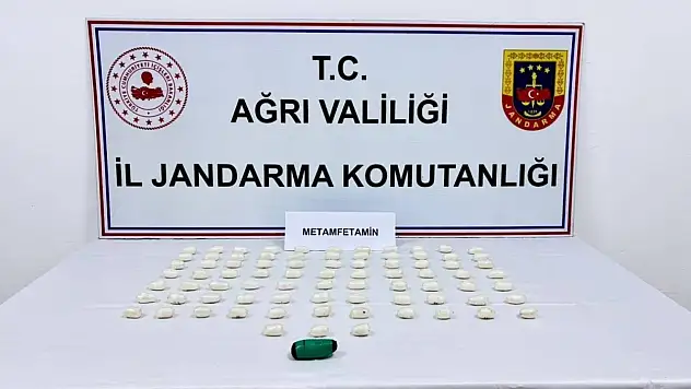 Doğubayazıt'ta yol kontrolünde metamfetamin ele geçirildi