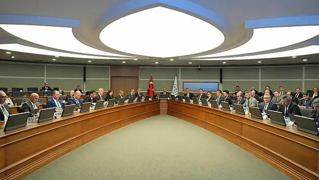 DSİ 8. Bölge Müdürlüğünde 2025 Yılı Takdim Toplantısı Gerçekleştirildi
