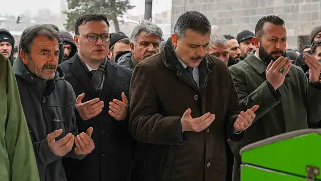 Duasıyla iz bırakan Naciye Nine son yolculuğuna uğurlandı