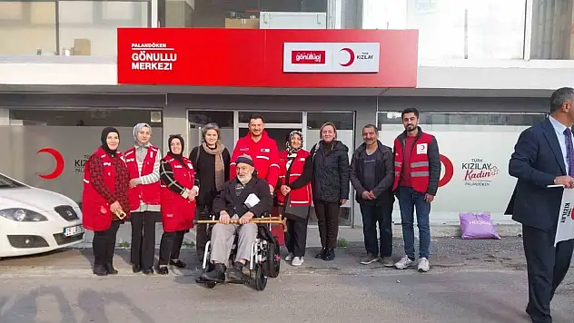 Dünya Engelliler Günü'nde 12 engelliye akülü tekerlekli sandalye dağıtımı yapıldı