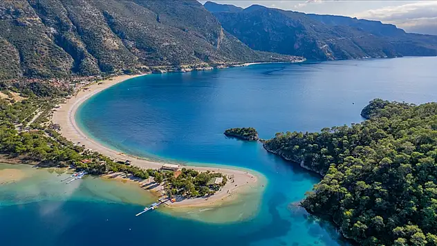 Dünya Türkiye'yi ziyaret ediyor: Turizmde yeni rekor