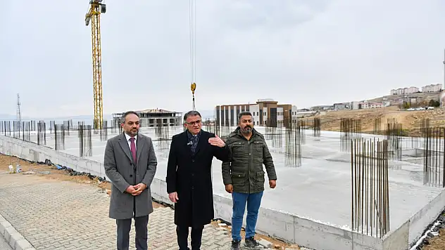 Edremit'te 50 Üniteli Diş Hastanesi İnşaatı Hızla İlerliyor