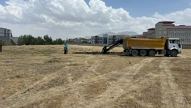 Edremit'te modern Ağız ve Diş Sağlığı Hastanesi açılıyor, sağlık hizmetleri güçleniyor!