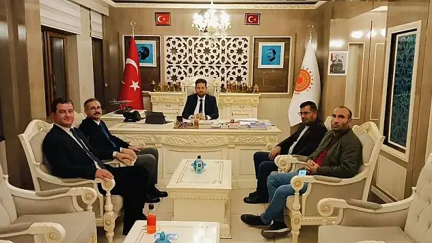 Eğitim-Bir-Sen'den Belediye Başkanı Yavuz Gülmez'e Ziyaret