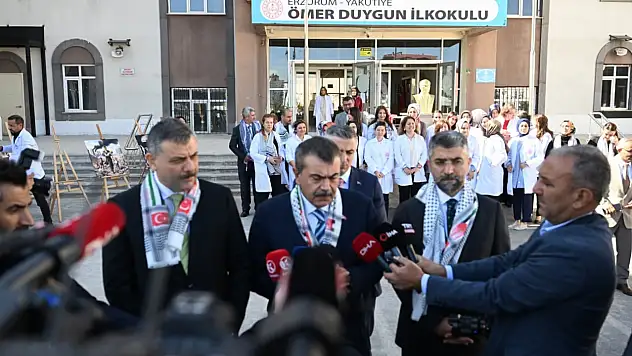 Eğitimde barış ve insan haklarını savunma vurgusu Bakan Tekin'den önemli açıklamalar