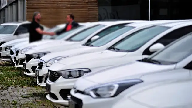 Elektrikli otomobil satışları rekor kırdı: Nisan verileri umut verdi