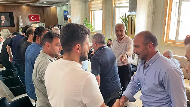 Eleşkirt'te 30 yıllık husumet barışla sonuçlandı!
