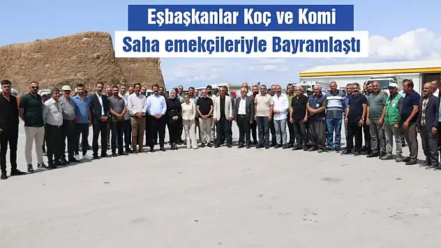 Emekçilerle Bayramlaşan Edremit Eşbaşkanları Birlik ve Dayanışma Mesajları Verdi