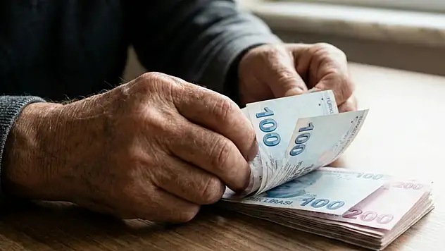 Emeklilere Banka Yarışı: Promosyon ve Ek Ödemelerde Rekor Seviyeler Görüldü