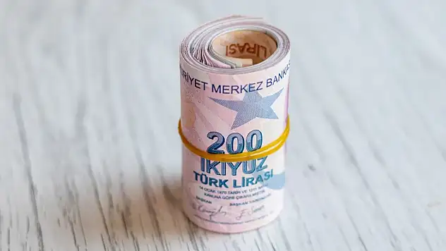 Emeklilere Ek Gelir Kapısı: 6 Bin 320 TL'lik Destek Dikkat Çekiyor