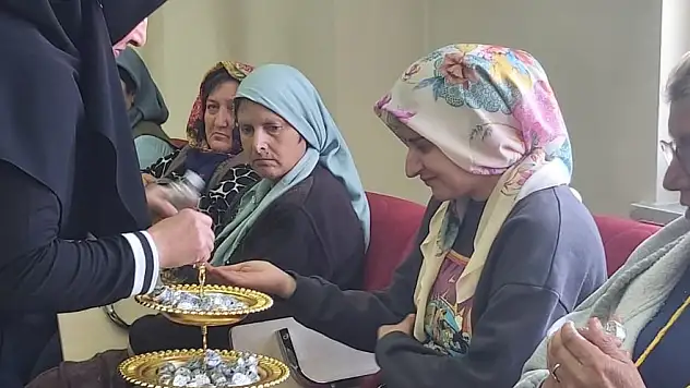 Engelsiz Yaşam Merkezi'nde bayram sevinci