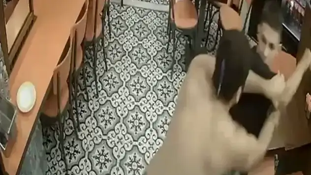 Ensesine Bıçak Saplanan Mir Hüseyin D. Kimdir, Olayı Nedir?