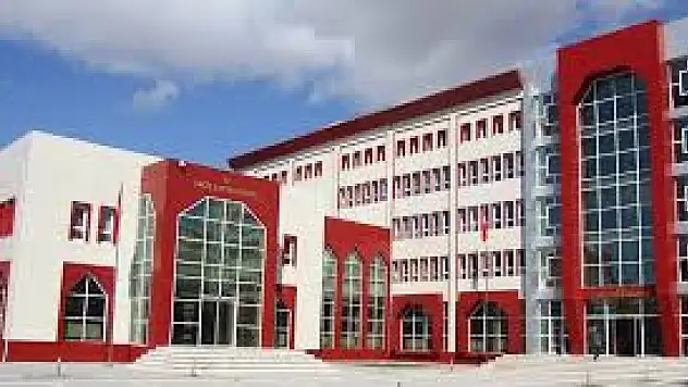 Erciş'te 2025–2026 Eğitim-Öğretim Yılı İlköğretim Haftası Coşkuyla Başladı