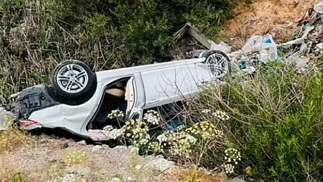 Erzurum-Aşkale Yolunda feci kaza: Şarampole devrilen otomobilin sürücüsü hayatını kaybetti