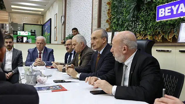 Erzurum Büyükşehir Belediyesi'nde Halk Günü Buluşmaları Sürüyor