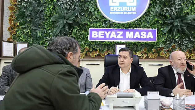 Erzurum Büyükşehir Belediyesi Halk Günü Buluşması Gerçekleştirdi