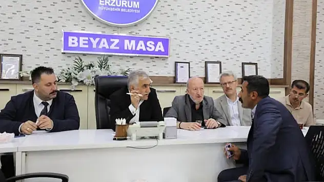 Erzurum Büyükşehir'den Vatandaşla Birebir Temas: Halk Günü Buluşması