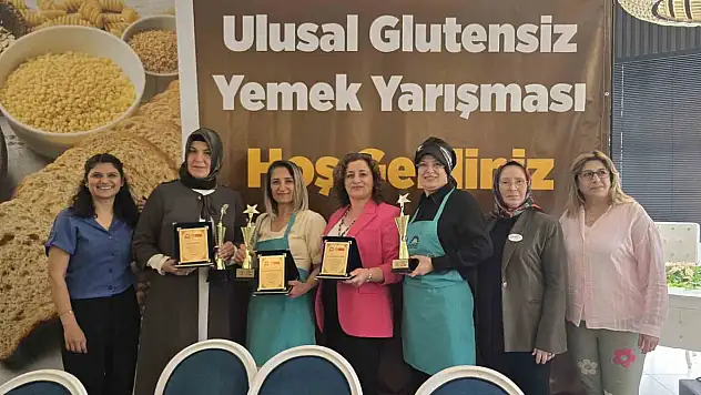 Erzurum Çölyak Derneği, Ulusal Glutensiz Yemek Yarışması'nda 3.'lük ödülünü kazandı