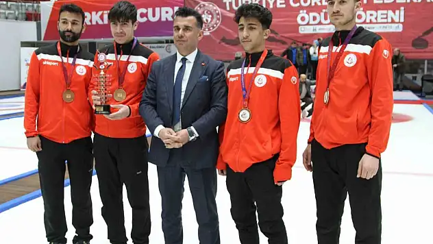 Erzurum curling takımı tarih yazdı