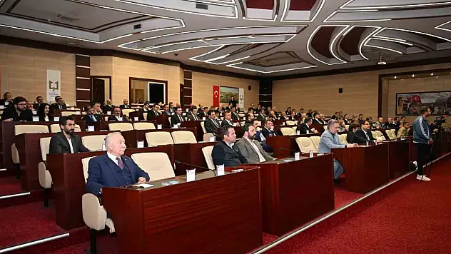 Erzurum'da 2025 için 544 yatırım projesi masaya yatırıldı: 112 milyar TL bütçe ayrıldı!