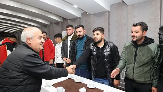 Erzurum'da Atlı Cirit Yarı Final Heyecanı Sona Erdi