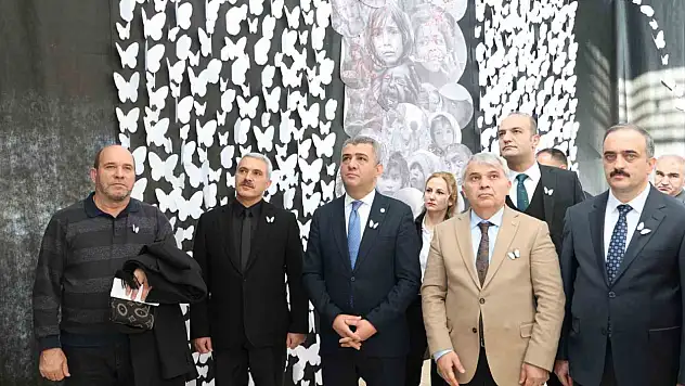 Erzurum'da bir sergi, binlerce çocuğun sessiz çığlığını anlattı