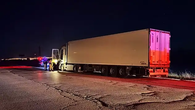 Erzurum'da bir tırda erkek cesedi bulundu