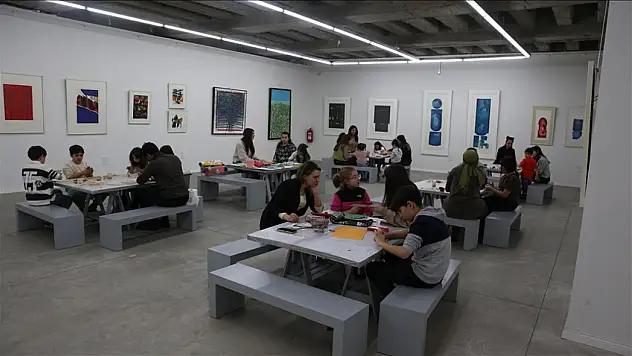 Erzurum'da çocuklar müzede üretti