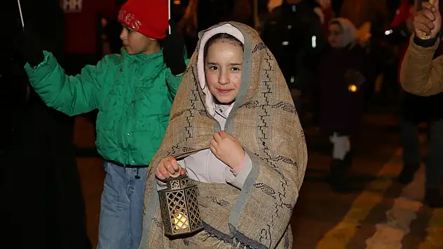 Erzurum'da çocukların Ramazan sevinci sokaklara taştı