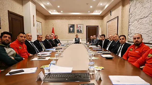 Erzurum'da Doğada Macera Başlıyor: 5 İlçeyi Kapsayacak Yarış İçin Hazırlıklar Tamam
