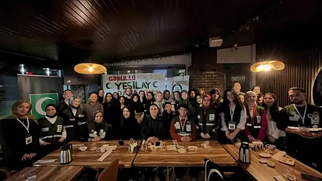Erzurum'da Dünya Gönüllüler Günü Coşkusu: Yeşilay Gönüllüleri Bir Arada