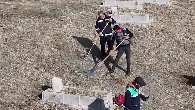 Erzurum'da Ecdada Vefa Projesi ile Aziziye-2 Tabyası'nda temizlik çalışmaları başladı