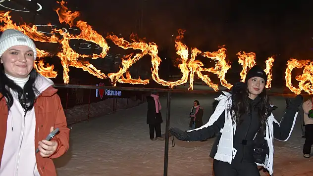 Erzurum'da Meşaleler Kış Kampı için yandı!