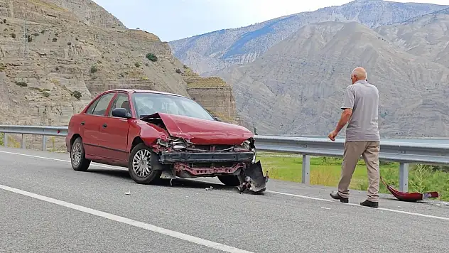 Erzurum'da Meydana Gelen Trafik Kazasında Emniyet Kemeri Hayat Kurtardı