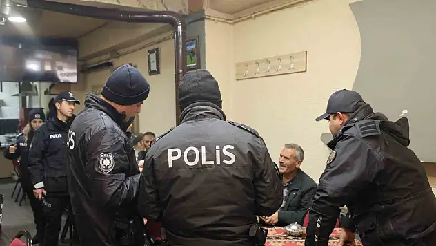 Erzurum'da polis operasyonu: 134 aranan şahıs yakalandı!
