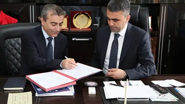 Erzurum'da Sağlık ve Tarım Müdürlükleri'nden afetlere karşı aşı deposu protokolü imzalandı