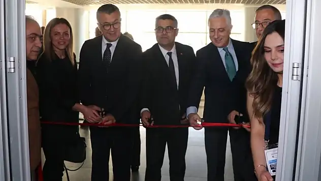 Erzurum'da Sağlıkta Yenilikçi Projeler İçin TÜSEB Teknoloji Transfer Ofisi Açıldı