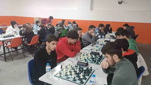 Erzurum'da satranç heyecanı