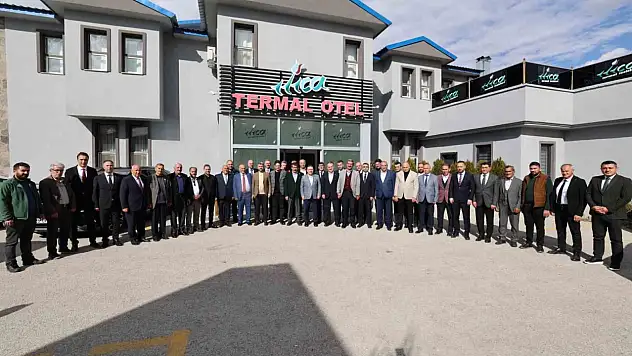 Erzurum'da Tarım ve Hayvancılık Zirvesi: Sektör Paydaşları Bir Araya Geldi