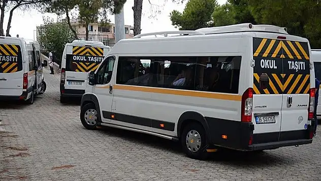 Erzurum'da Taşımalı Eğitim İhalesi Bekleniyor, Veliler Çocuklarının Eğitim Hakkı İçin Çözüm Arıyor