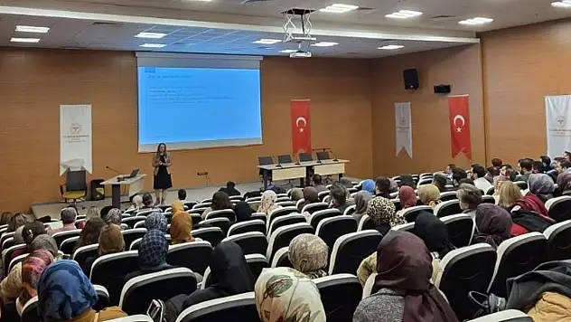 Erzurum'da Tütün Bağımlılığı Tedavisi Eğitimi'nin İkincisi Gerçekleştirildi