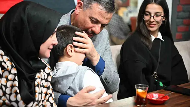 Erzurum'da yetim çocuklar için iftar programı