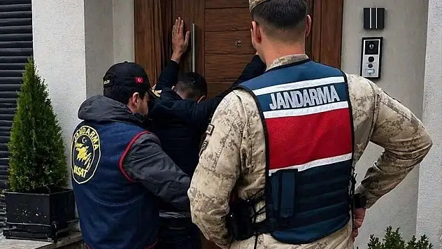 Erzurum'da yıllardır aranan firariler böyle yakalandı