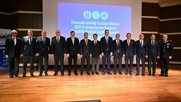 Erzurum, EİT 2025 Turizm Başkenti için teşekkür belgeleriyle taçlandırıldı