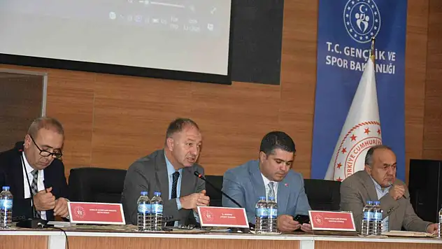 Erzurum Gençlik ve Spor'da 22 ayda zirve başarılar, ekip ruhu ile elde edildi