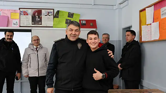 Erzurum İl Emniyet Müdürü Karaburun'dan Okullara Ziyaret