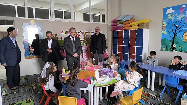 Erzurum İl Müftüsü Çapçı, Müderris Ahmet Efendi Kur'an Kursunu Ziyaret Etti